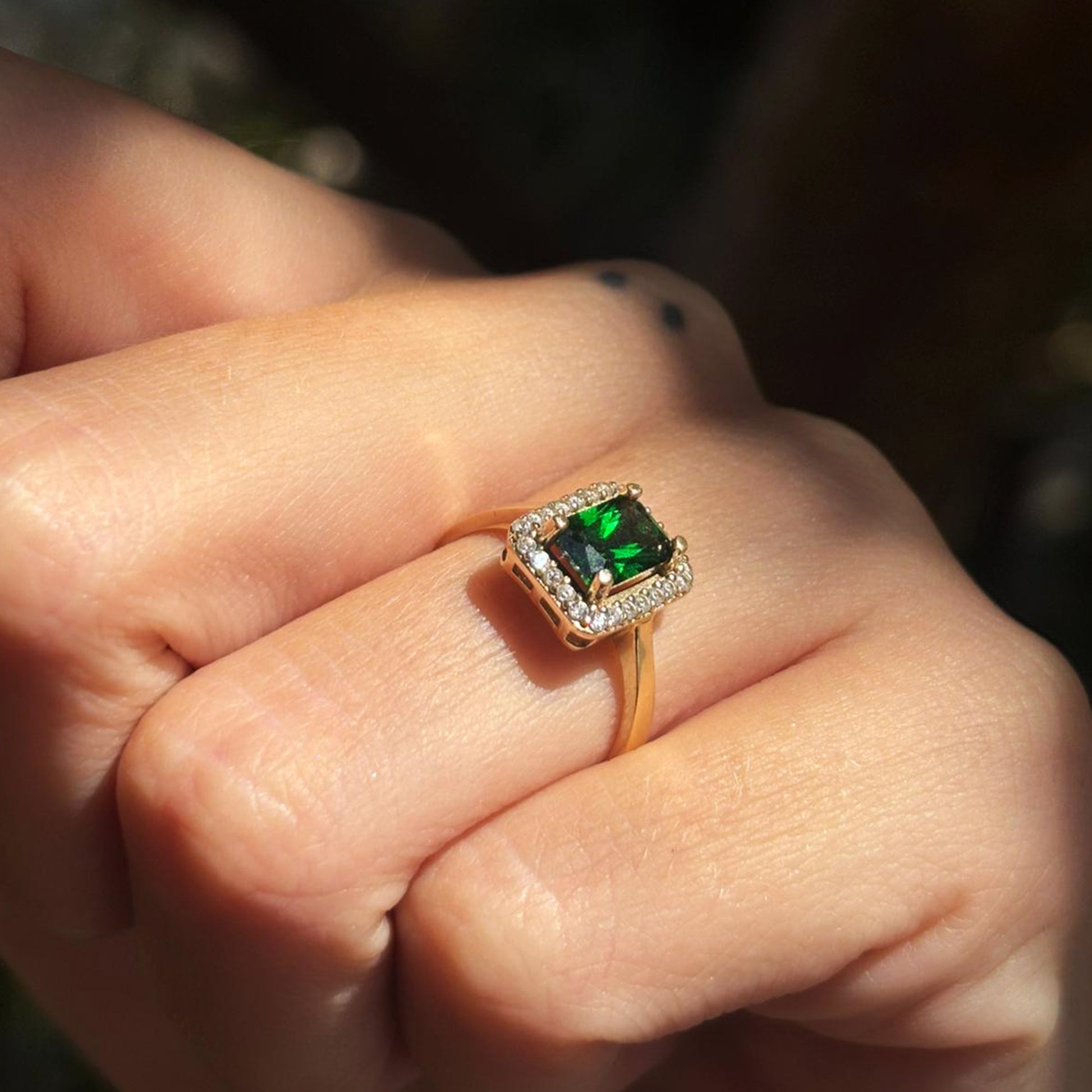 Emerald and Diamond 14ct Gold Ring